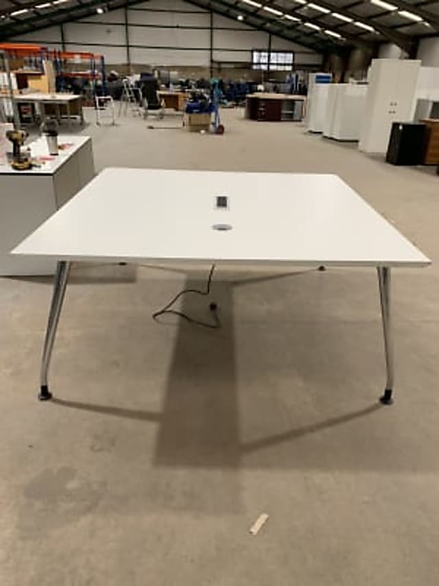 Meeting room table