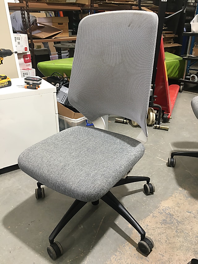 Kinnarps Esencia Drabert mesh back ergonomic operator chair 