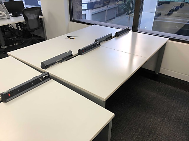 Bank of 4 desks, 100cm tops