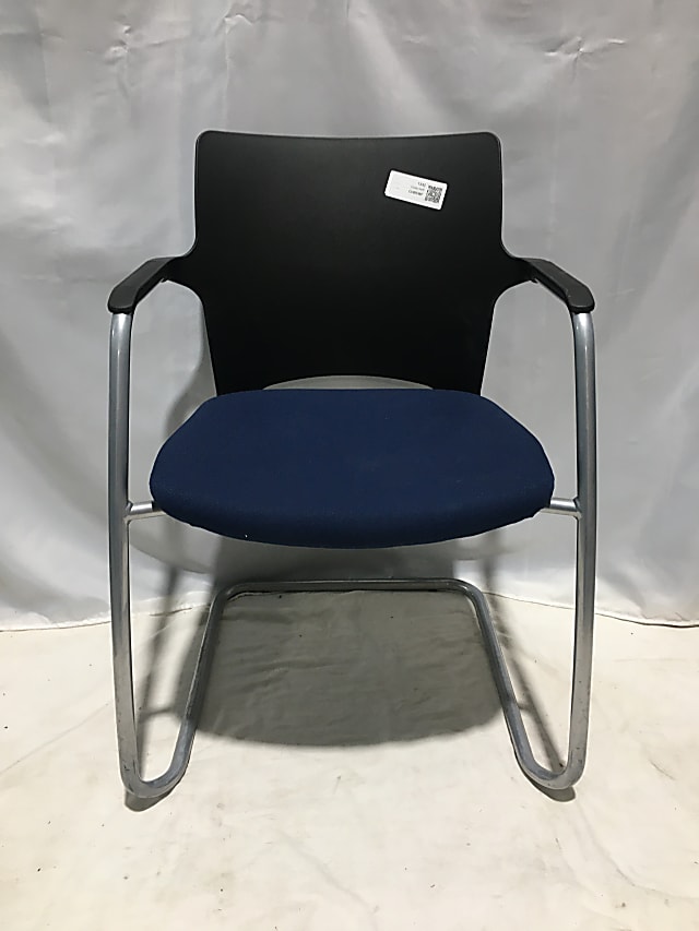 Meeting Chair by Connection stackable