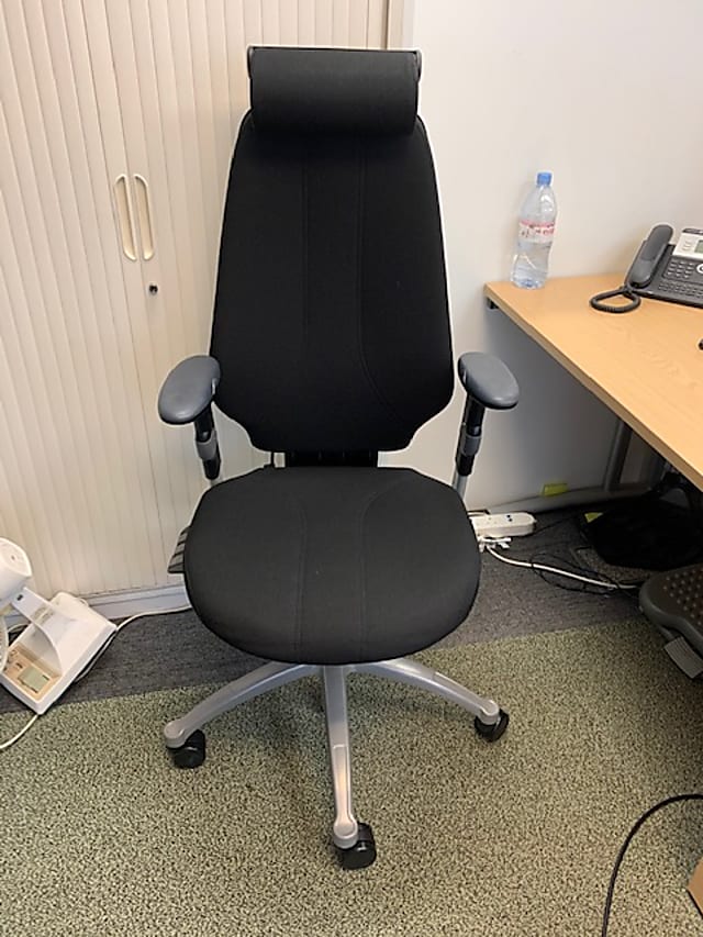 High back operator chair with headrest