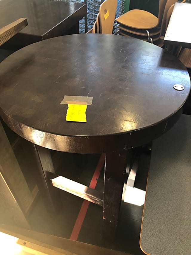 Round tall heavy pub bar table