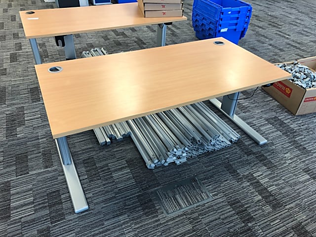 Steelcase electric height adjustable desk 