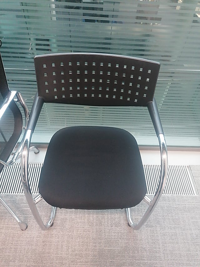 Not received Vitra chair