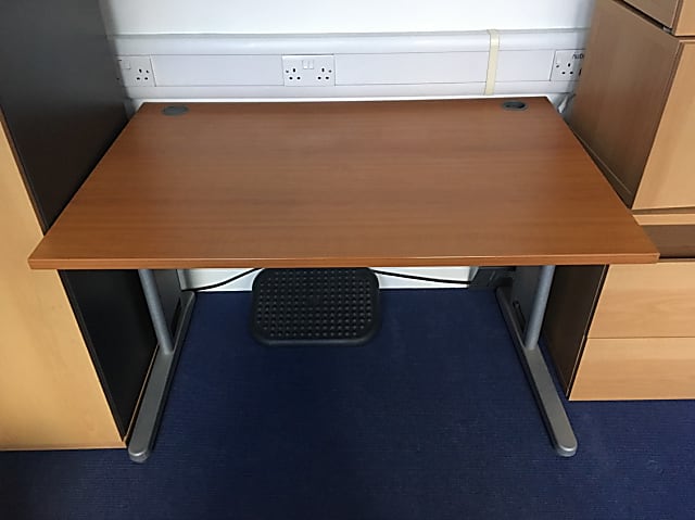 Desk 140cm