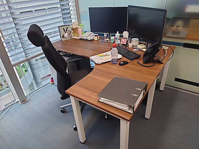 L shaped desk