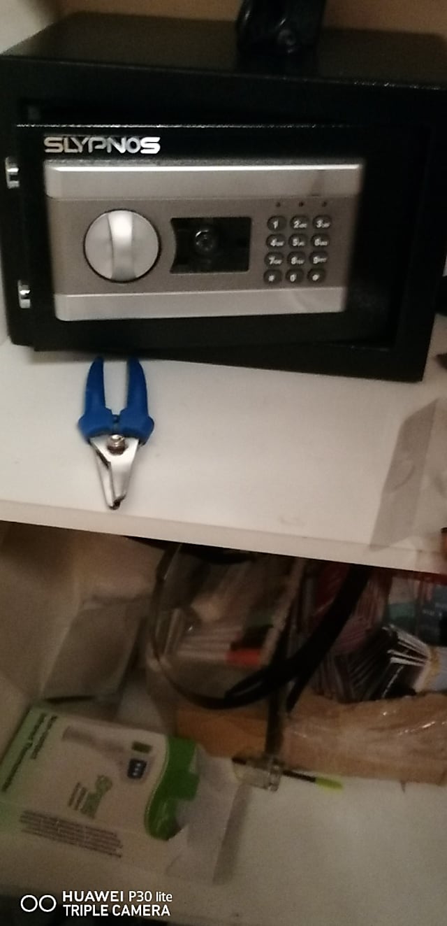 Small safe