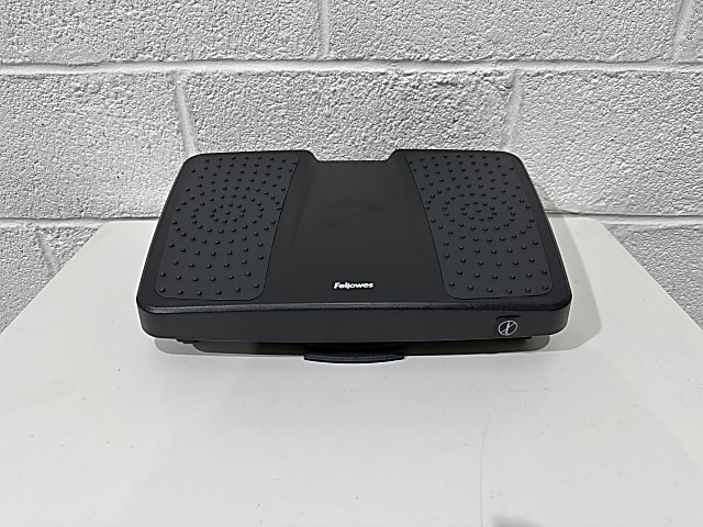 Brand new Fellowes foot support