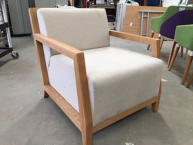 Lyndon design Arm chair