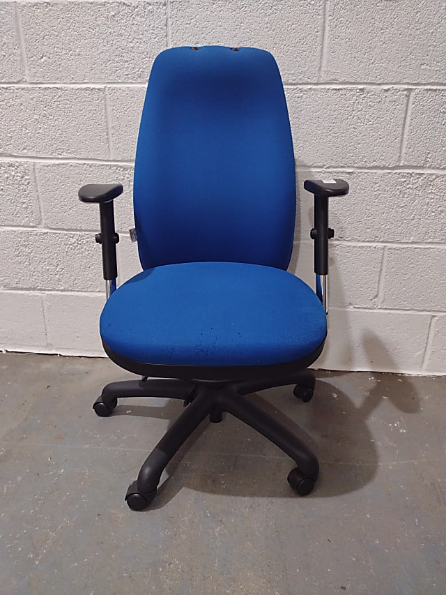 Blue operations chair Freebie