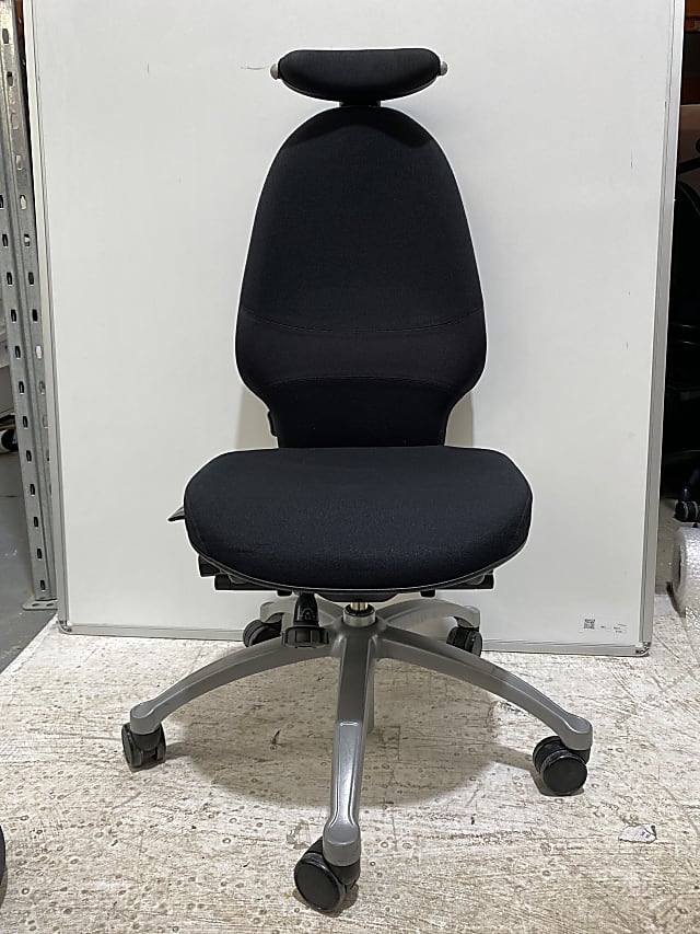 RH Extend 220 operator office chair