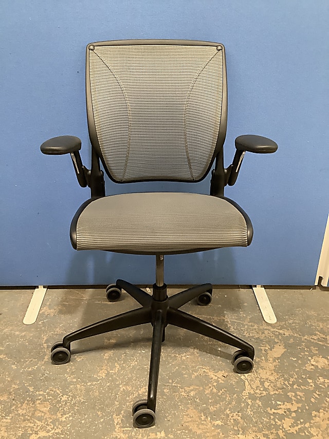 Humanscale Diffrient World operator office chair 