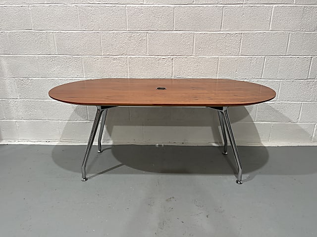 ICF Oval table