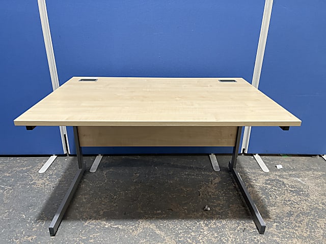 Straight Desk 120cm beech top