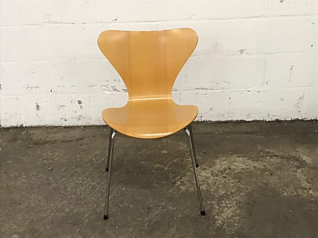 Arne Jacobsen oak chair