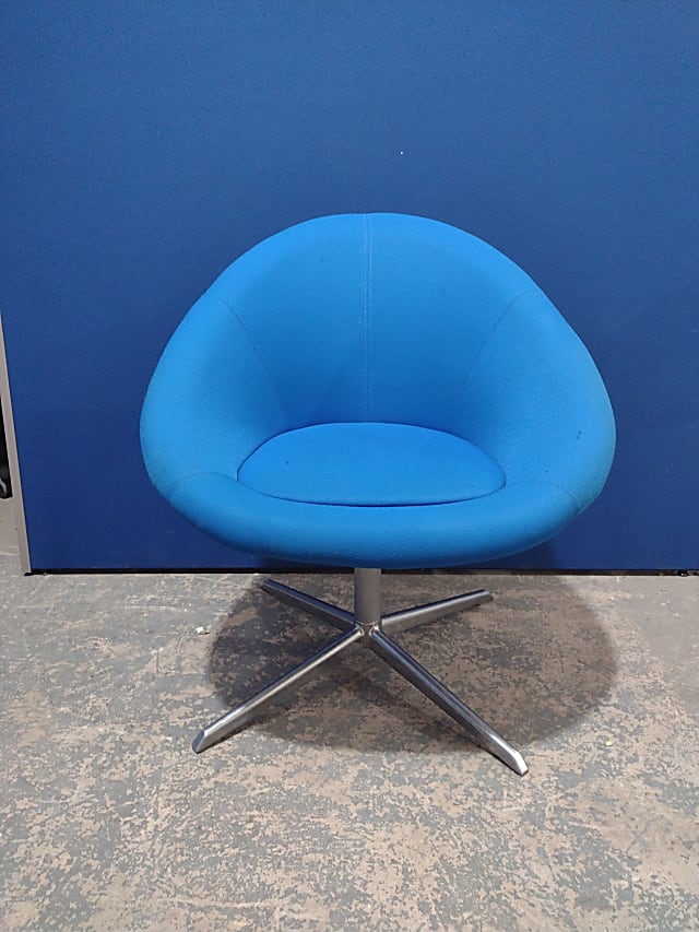 Connection Chelsea style lounge chair blue