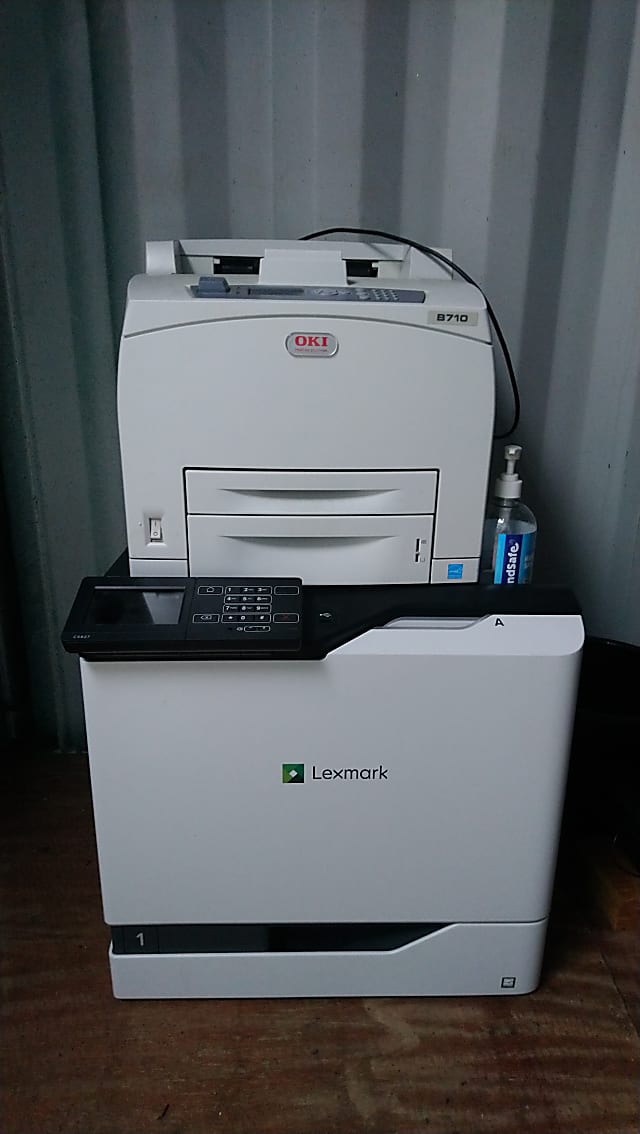 white and black HP printer