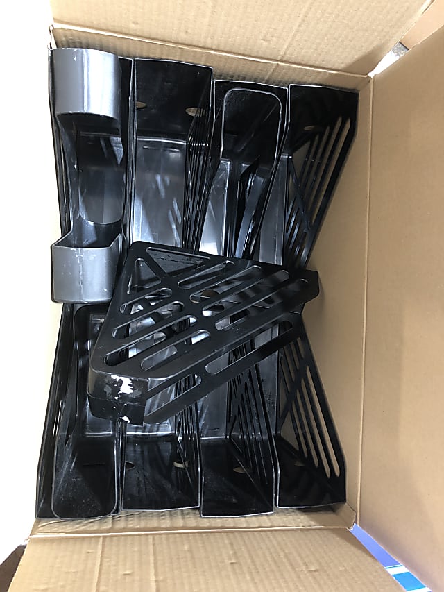 Magazine holders - one lot fo 12 mixed