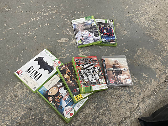 assorted Xbox 360 game cases (empty) 17/04/23