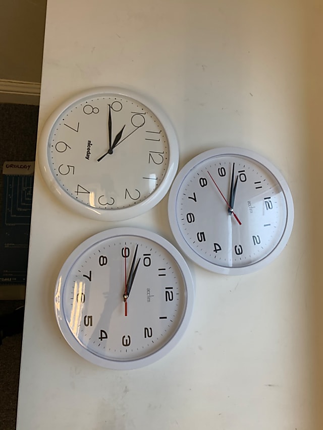 Wall clocks - Lot of 3