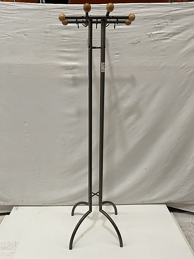 Coat stand