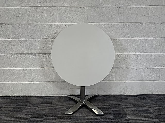 Folding round Table