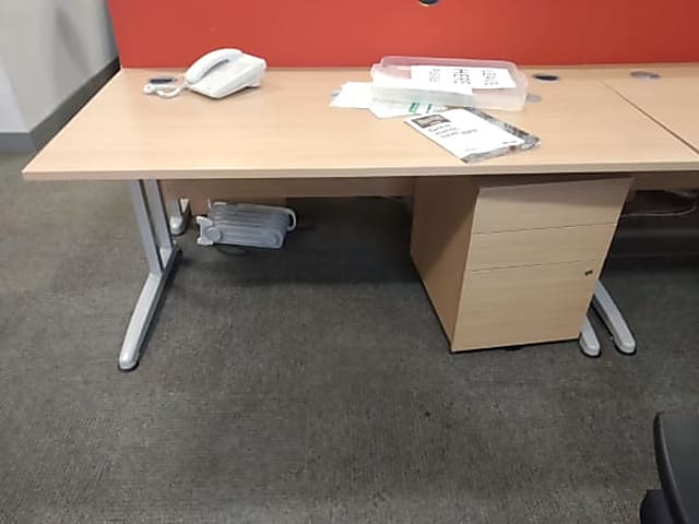 Office desk 160cm