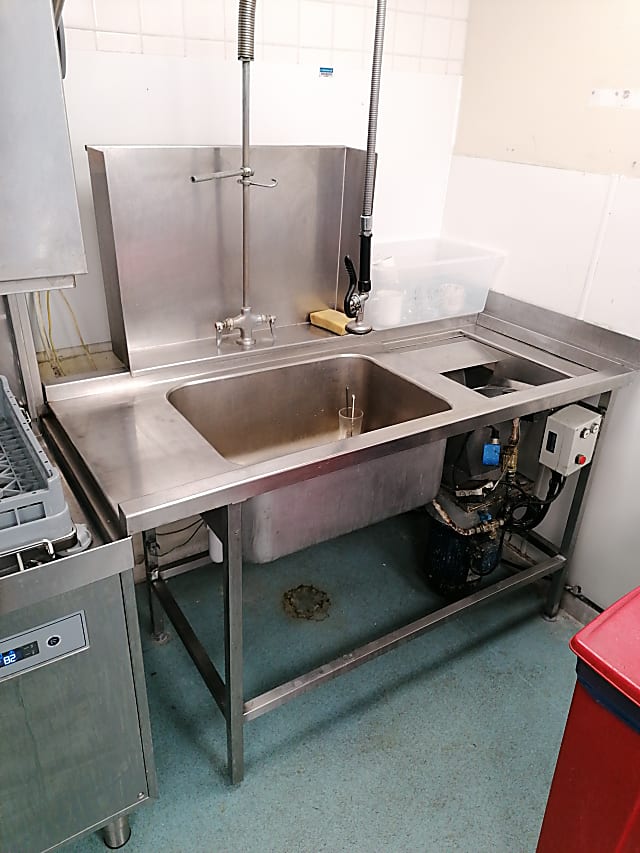 stainless steel sink with faucet