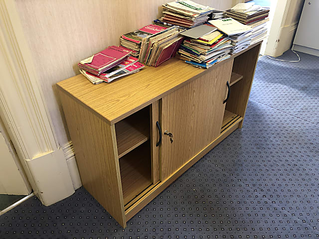 Storage cabinet