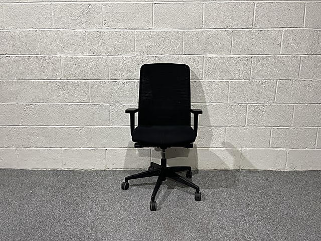 Interstuhl Black Mesh Back Office Operator chair