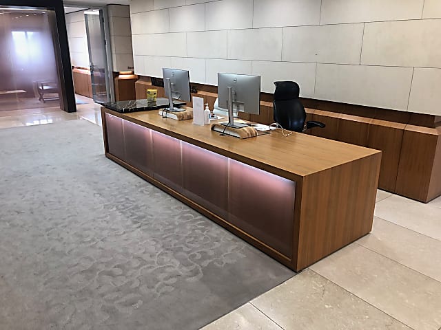 Reception desk