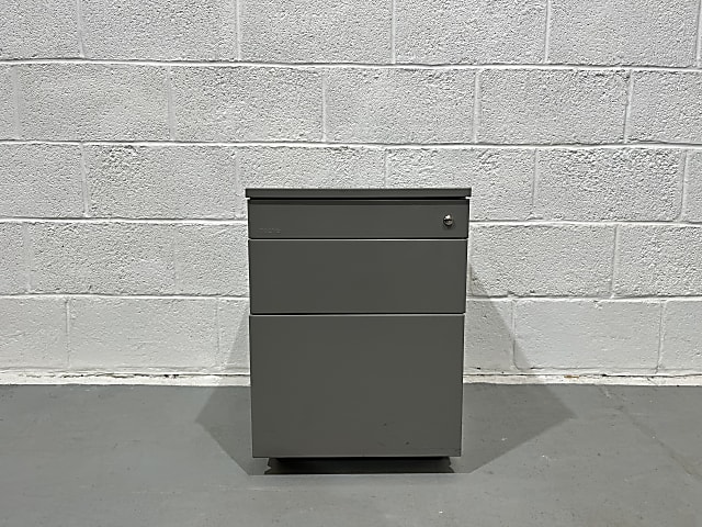 Techo grey gunmetal metallic metal Pedestal