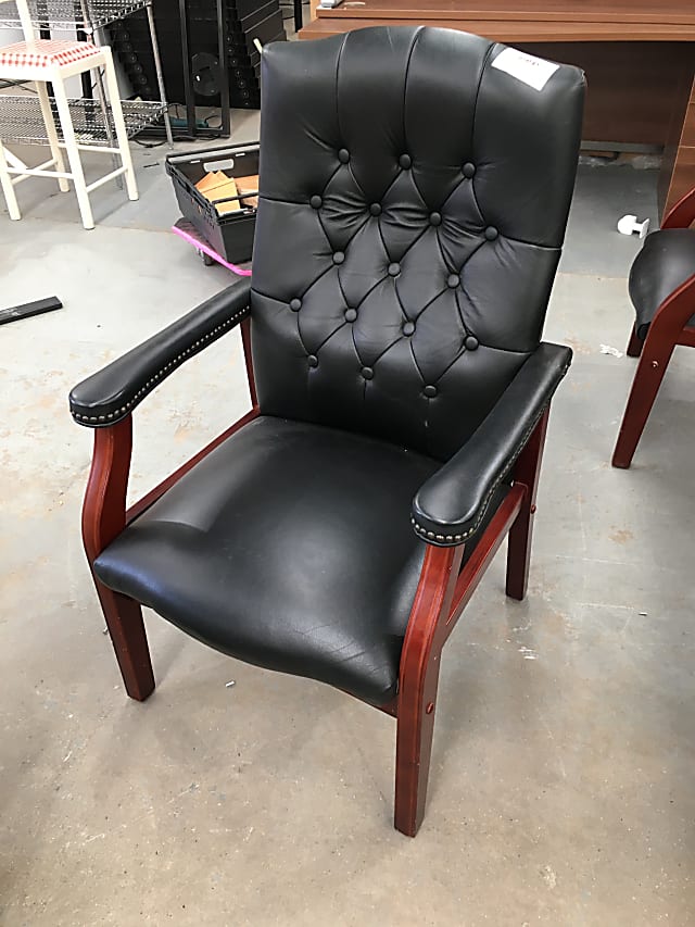 Arm chair