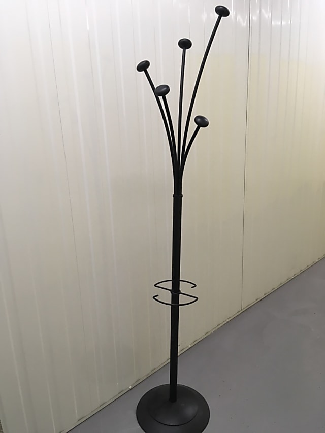 Coat stand