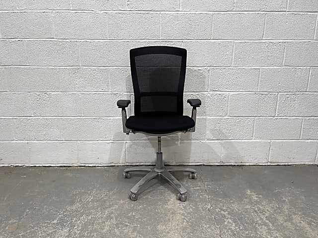 Knoll Life Black Office Swivel Chair