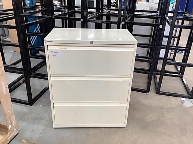 Side filer cabinet