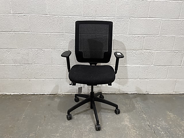 Broadstock UK mesh back operator chair