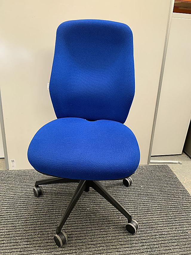 Blue Lyreco Operator chair