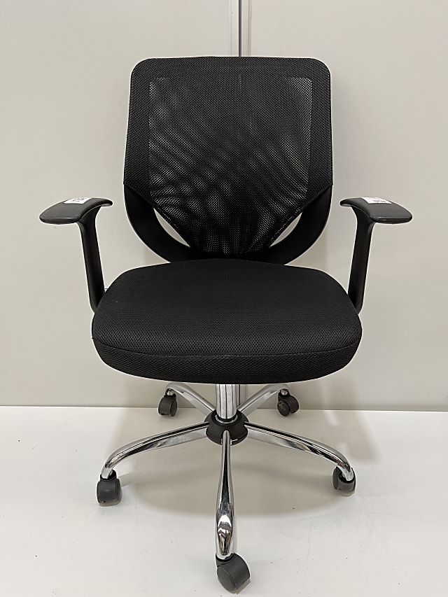 Operator chair