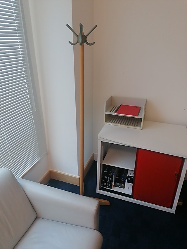 Coat stand