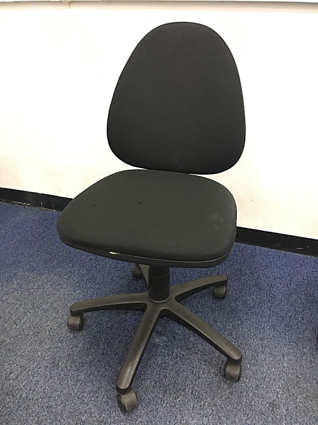 Black rolling operator chair