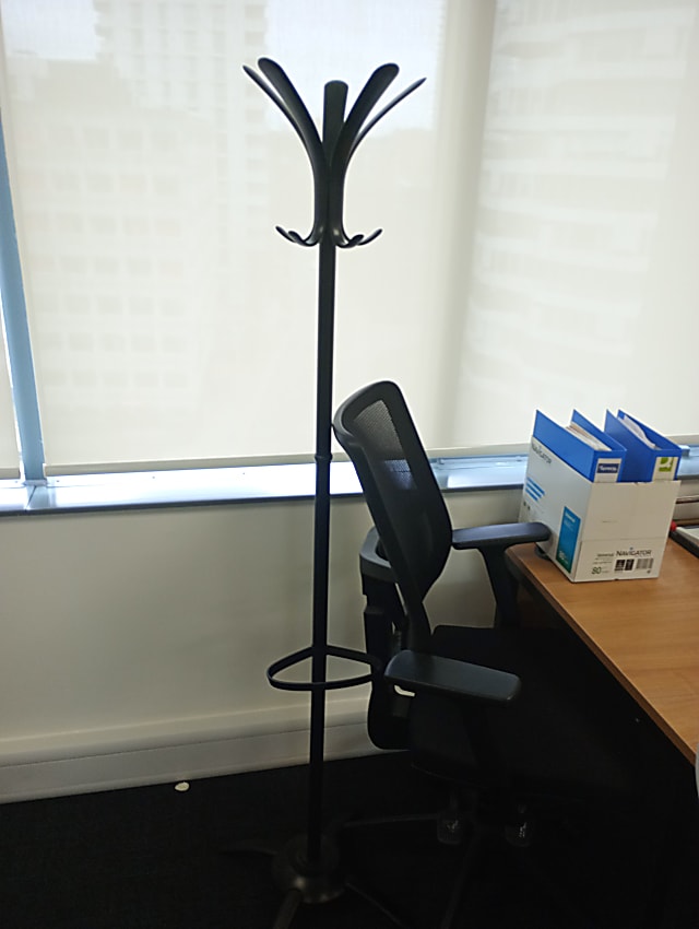 Coat stand