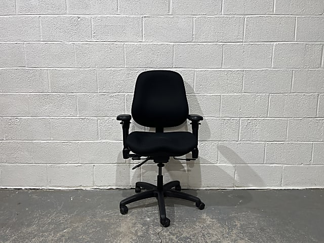 BodyBilt J2407 Chair