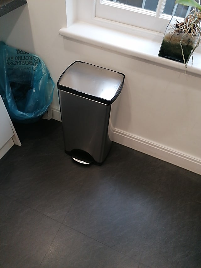  Bin