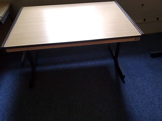 Desk (120cm)