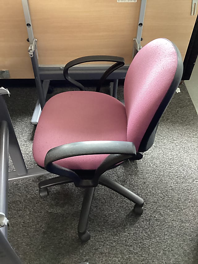 gray and pink exercise chair