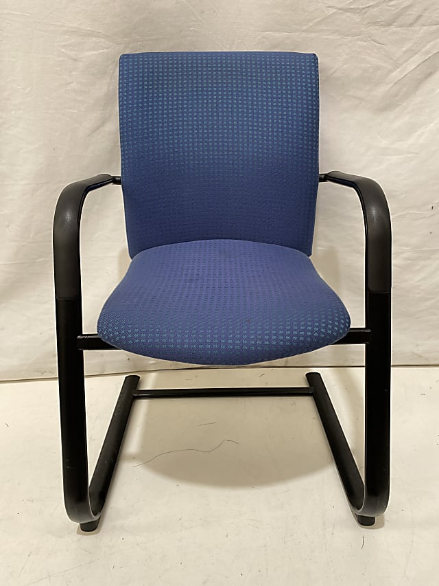 Haworth Comforto meeting cantilever chair