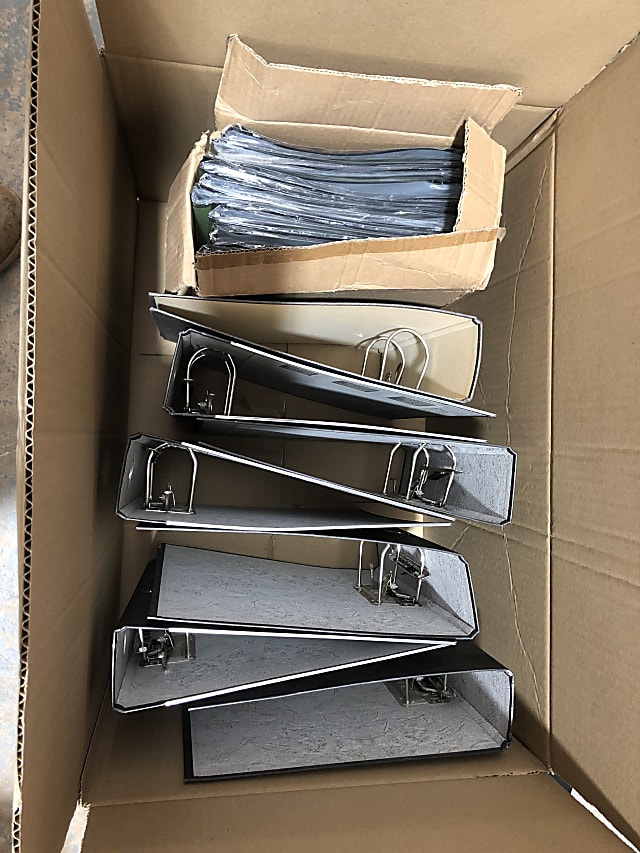 Box of 7 a4 folders  10 presentation books 