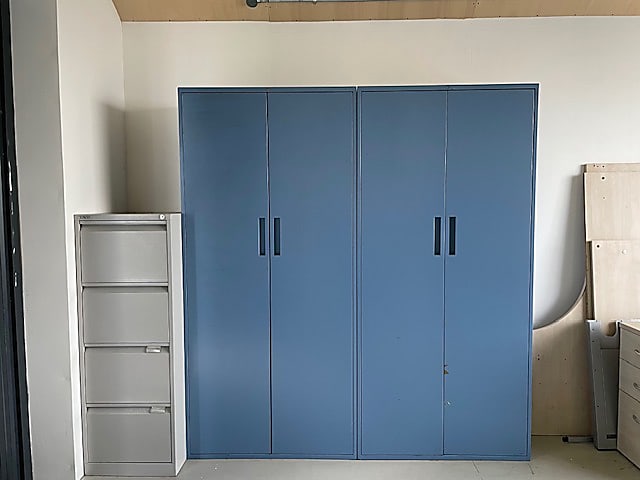 Tall cabinet