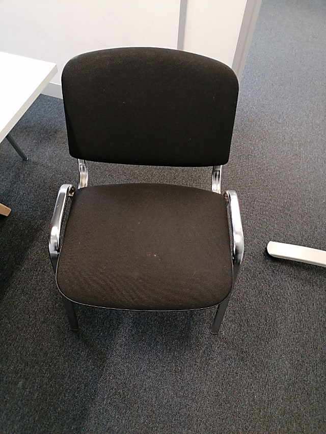 Meeting room chair